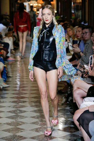 Look 31